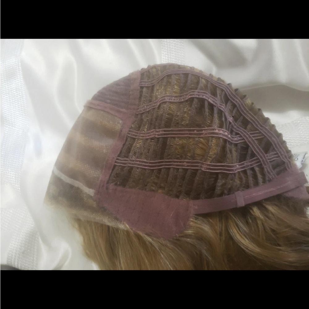 Raquel Welch Ave cap  NIB RL12/16 (Honey Toast) EDITOR’S PICK - Picture 6 of 6